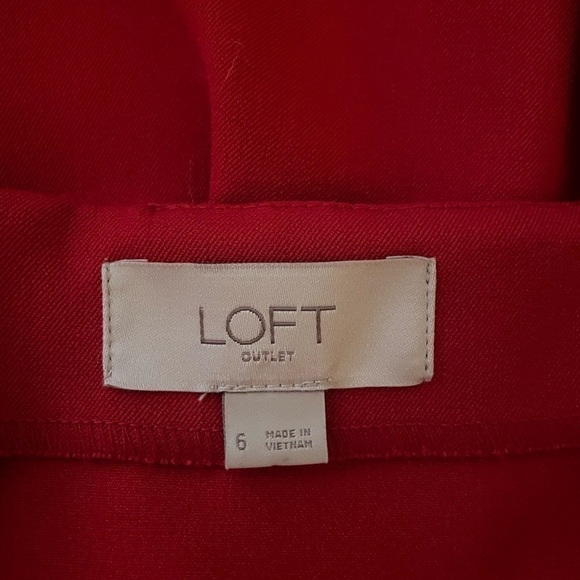 Loft red cropped jumper size 6. Empire waist, wide leg, machine wash, travels - Picture 5 of 6